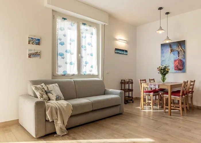 Appartement Gio On The Front - Mytouristhome