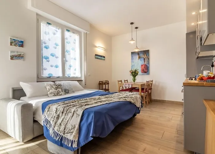 Apartment Gio On The Front - Mytouristhome Porto Venere