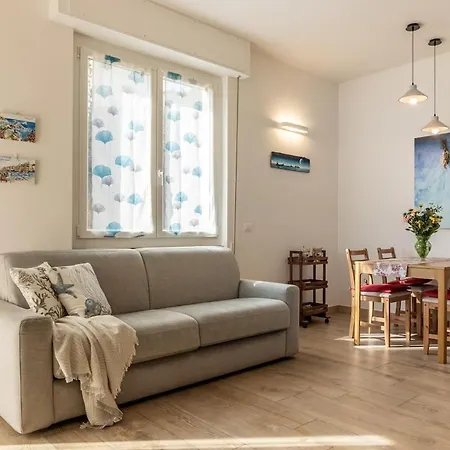 Appartement Gio On The Front - Mytouristhome